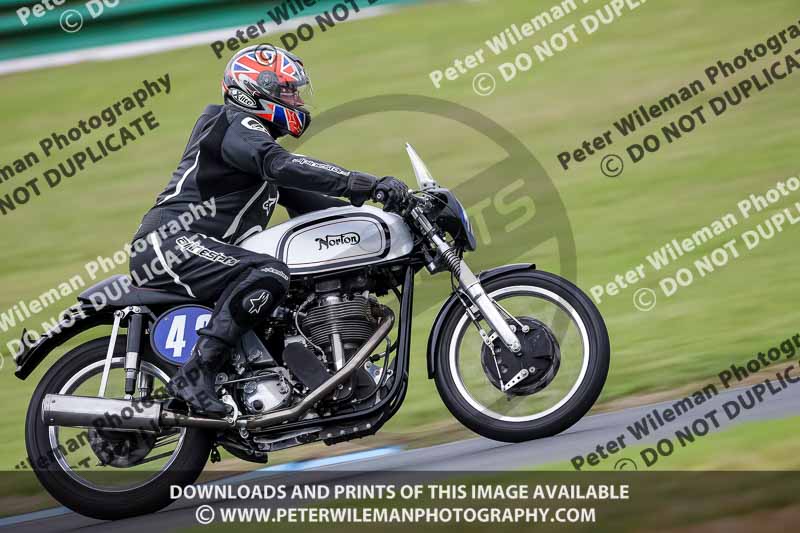 Vintage motorcycle club;eventdigitalimages;mallory park;mallory park trackday photographs;no limits trackdays;peter wileman photography;trackday digital images;trackday photos;vmcc festival 1000 bikes photographs